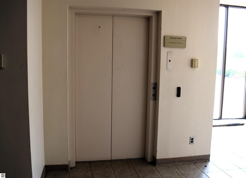 More Photos Of 311 Woodworth Ave, Alma Office Residential For Sale