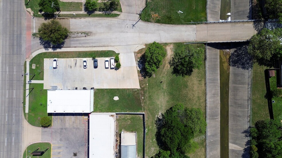 More Photos Of 237 S Belt Line Rd, Irving Land For Lease