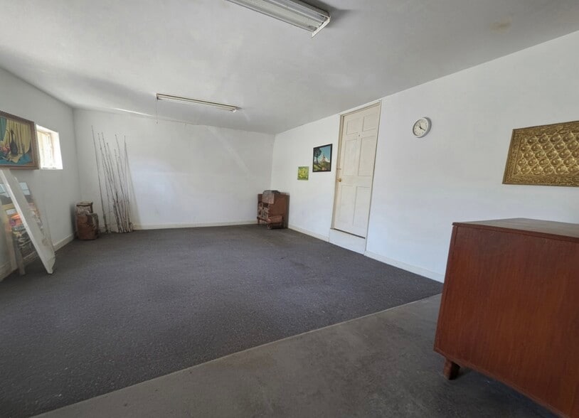 More Photos Of 6640 State Route 5 and 20, Bloomfield Manufacturing For Sale