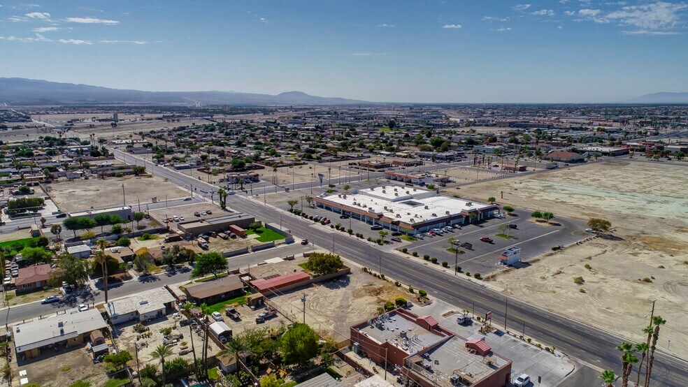 More Photos Of 43965 Towne St, Indio Apartments For Sale
