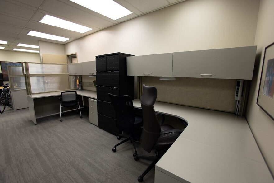 More Photos Of 602 12th Ave SW, Calgary Office For Sale