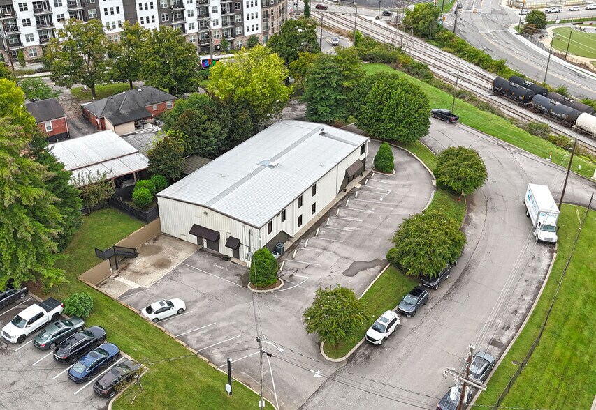 More Photos Of 511 Fairground Ct, Nashville Office For Lease
