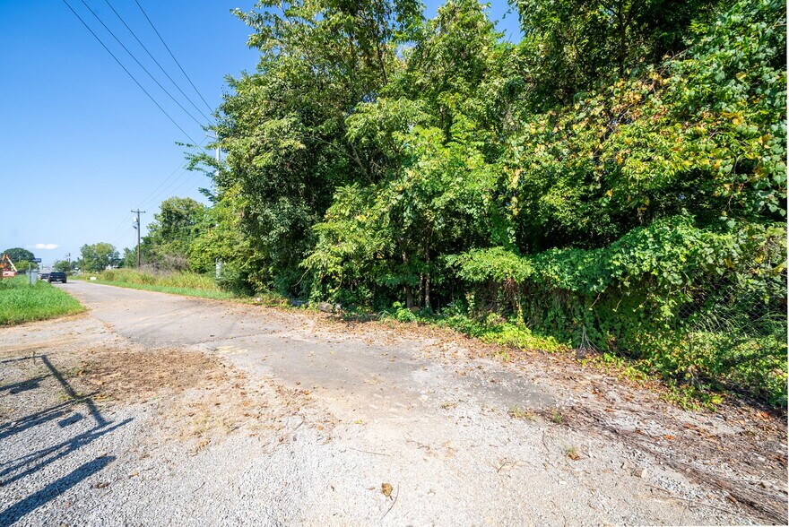More Photos Of 2285 Wilma Rudolph Blvd, Clarksville Land For Sale