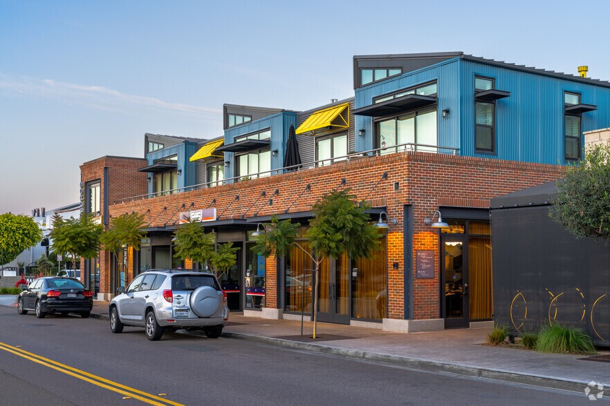 More Photos Of 330 S Cedros Ave, Solana Beach Apartments For Lease