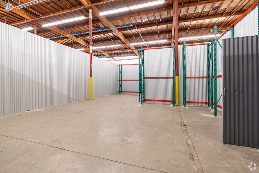 More Photos Of 233 E Harris Ave, South San Francisco Manufacturing For Lease