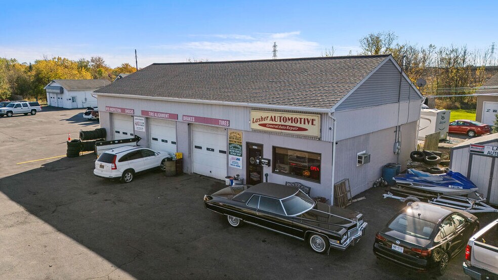More Photos Of , Niagara Falls Unknown For Sale
