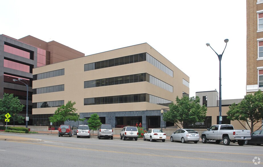 Primary Photo Of 515 S Kansas Ave, Topeka Office For Lease