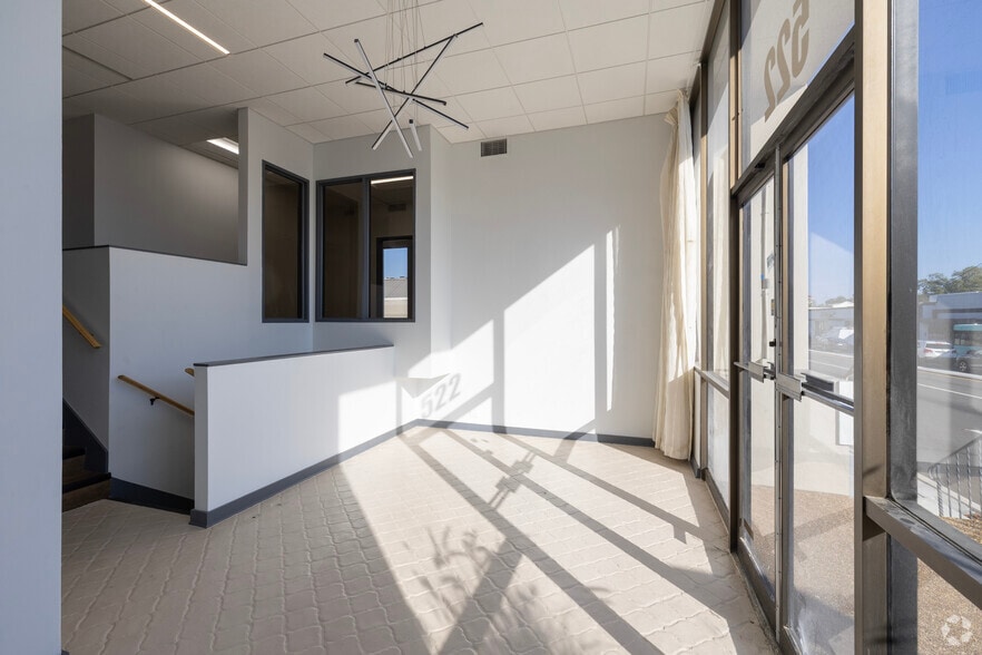 More Photos Of 524 9th St W, Bradenton Medical For Lease