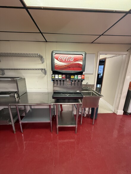 More Photos Of 1640 W US-2, Crystal Falls Restaurant For Sale