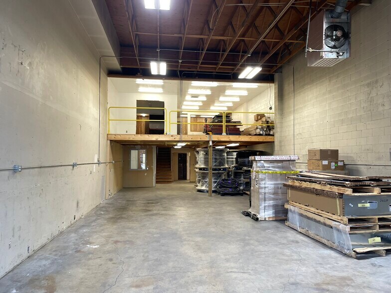 More Photos Of 33733 King Rd, Abbotsford Industrial For Sale