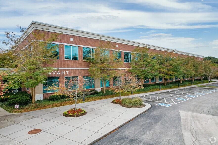1965 Hawks Lndg, Louisville, TN 37777 For Lease