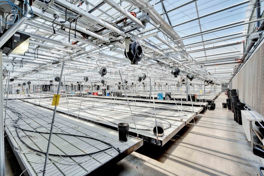 More Photos Of 10310 Harvest Park, Dimondale Warehouse For Lease