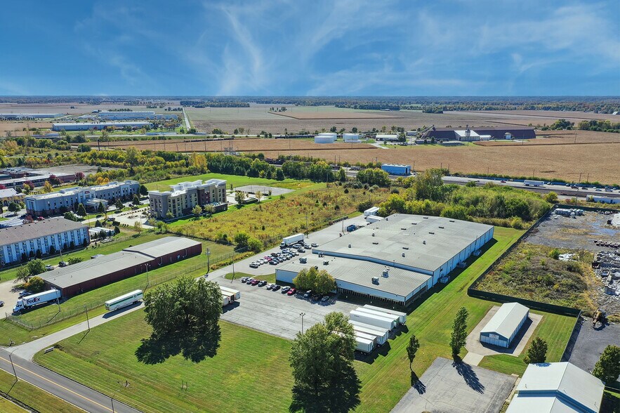 More Photos Of 266 Eastgate Dr, Danville Warehouse For Sale