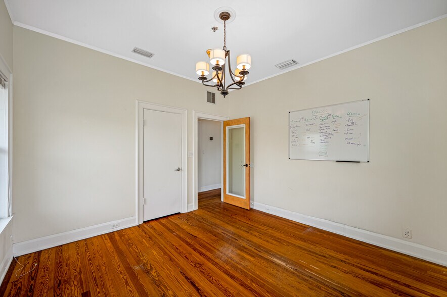 More Photos Of 2901 1st Ave N, Saint Petersburg Medical For Lease