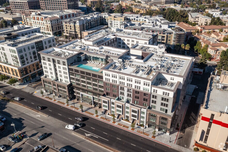 More Photos Of 1405 El Camino Real, Redwood City Apartments For Lease