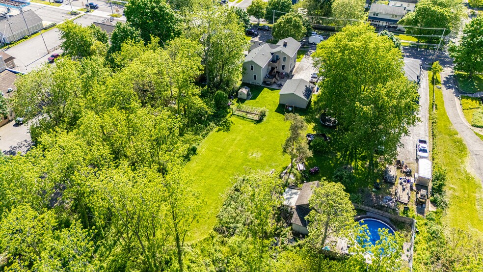 More Photos Of 166 N Main St, Fairport Apartments For Sale