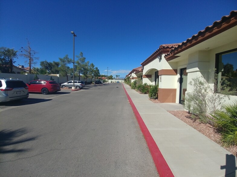 More Photos Of 6950 Via Olivero Ave, Las Vegas Office For Sale