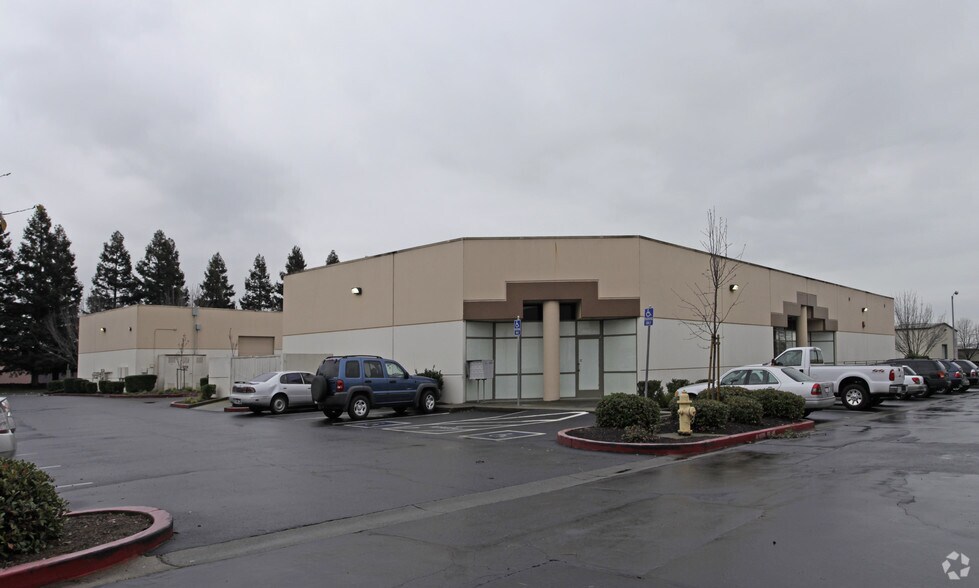 More Photos Of 860 Kaiser Rd, Napa Warehouse For Sale