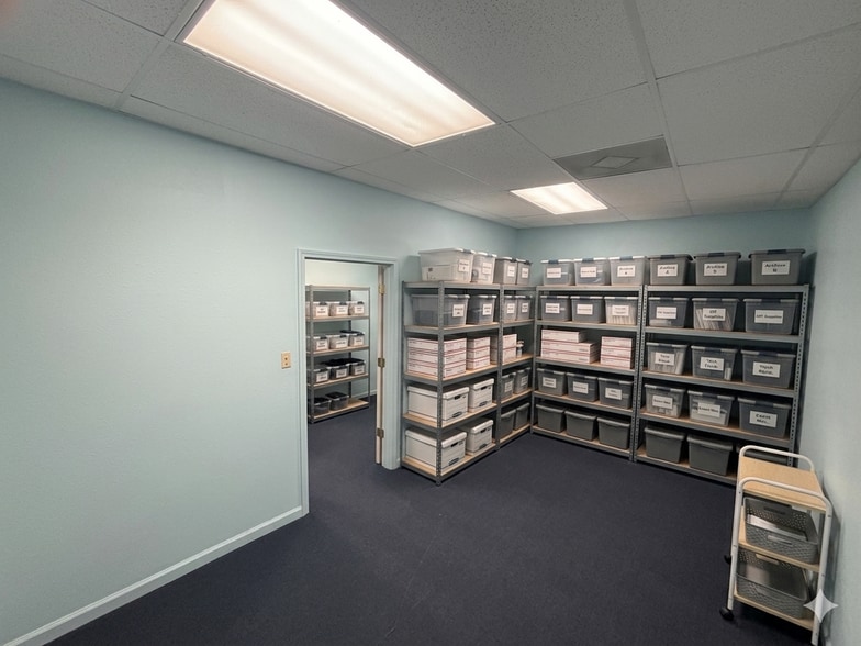 More Photos Of 5502 Burnham Dr, Corpus Christi Loft Creative Space For Lease
