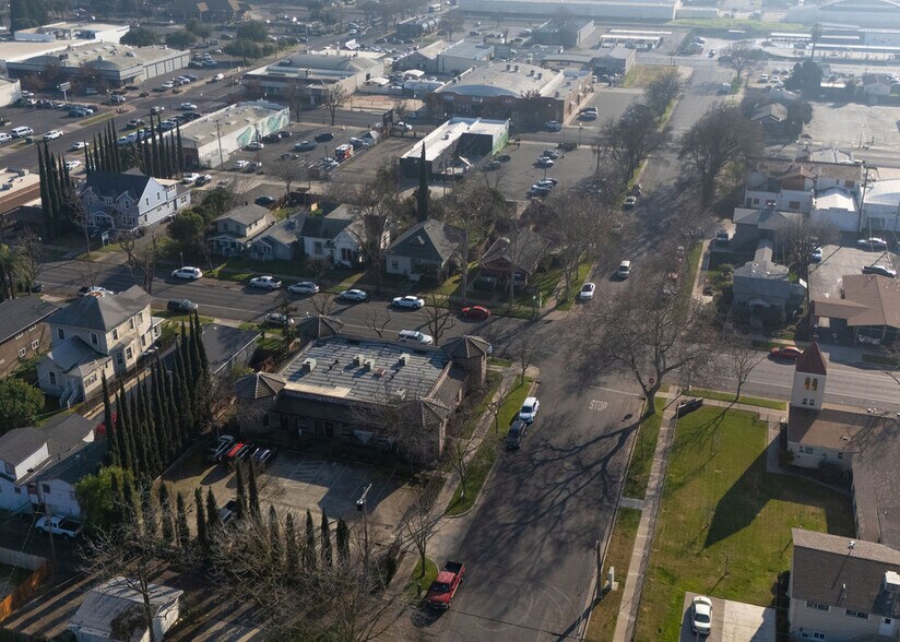 More Photos Of 849-885 W 18th St, Merced Office For Sale