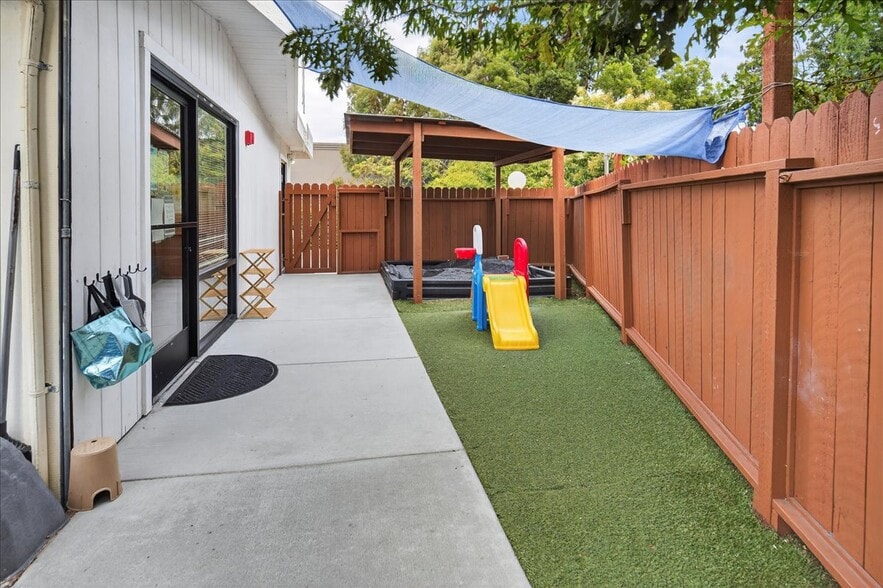 More Photos Of 2120 Omega Rd, San Ramon Daycare Center For Sale