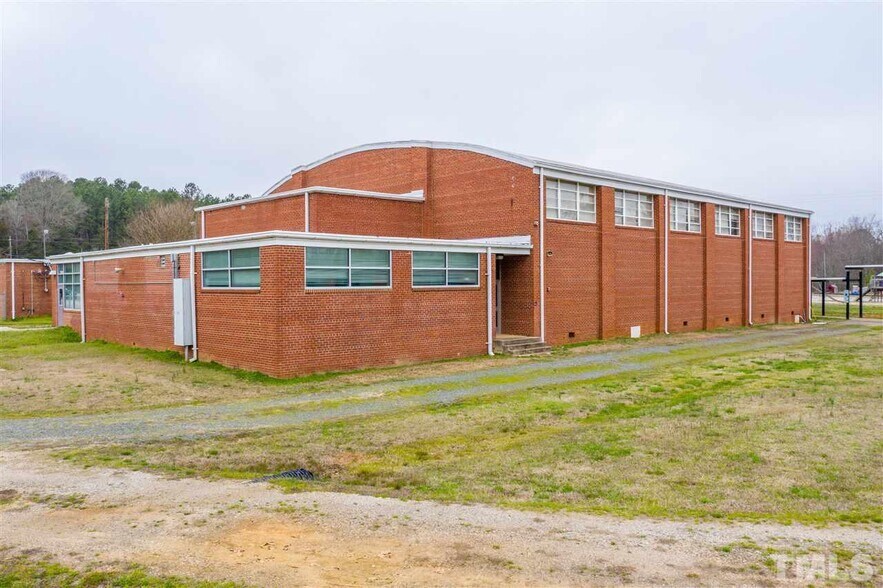 More Photos Of 8176 Nc Highway 96, Oxford Manufacturing For Sale
