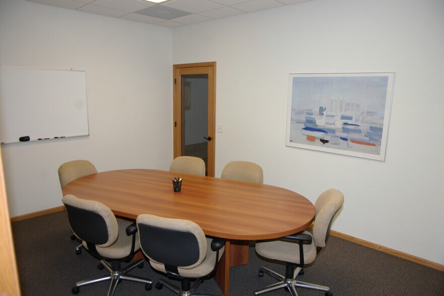 More Photos Of 1521 Randolph Rd, Janesville Medical For Lease