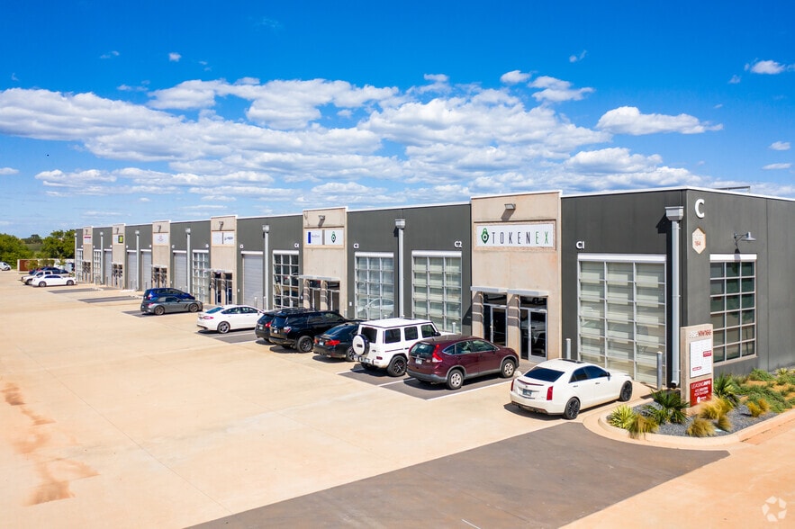 More Photos Of 3825 NW 166th St, Edmond Unknown For Lease