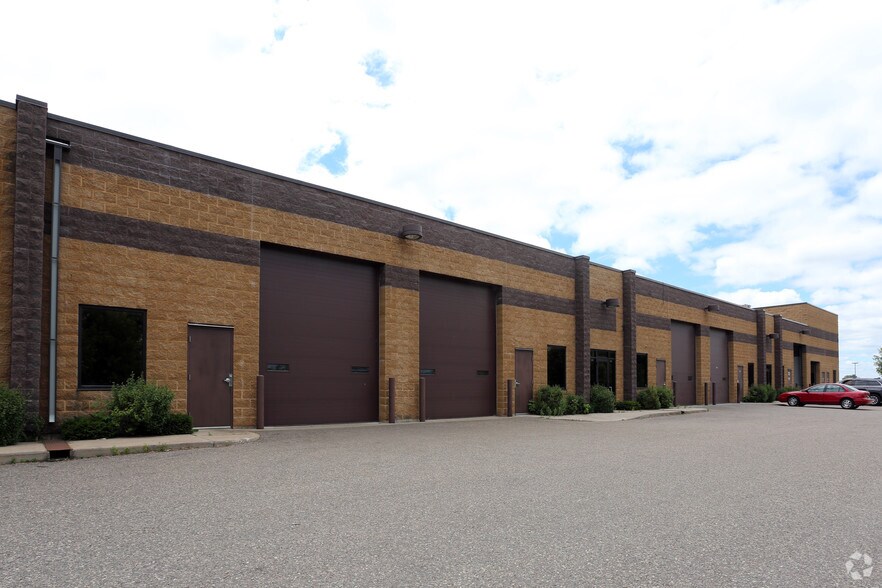 More Photos Of 10661 NE Nassau St, Blaine Warehouse For Lease