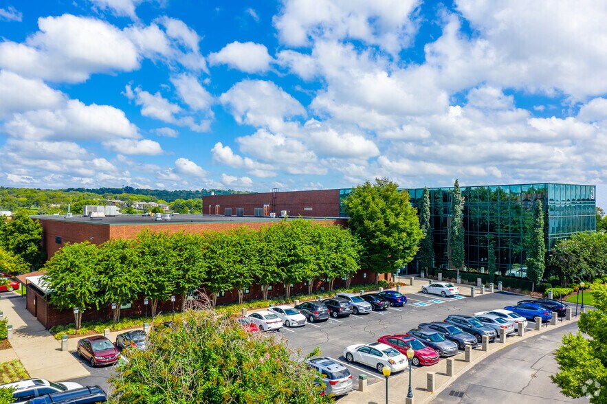 Primary Photo Of 501 Great Circle Rd, Nashville Office For Lease