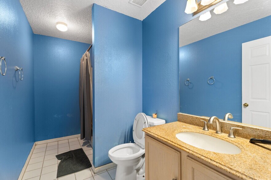 More Photos Of 1874 SW Gemini Ln, Port Saint Lucie Multifamily For Sale