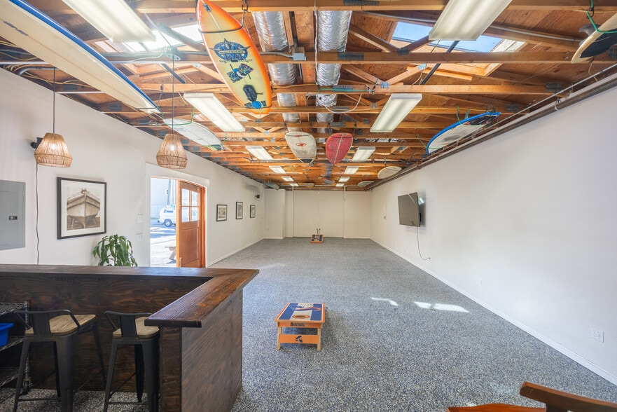 More Photos Of 313-323 Princeton Ave, Half Moon Bay Service For Sale