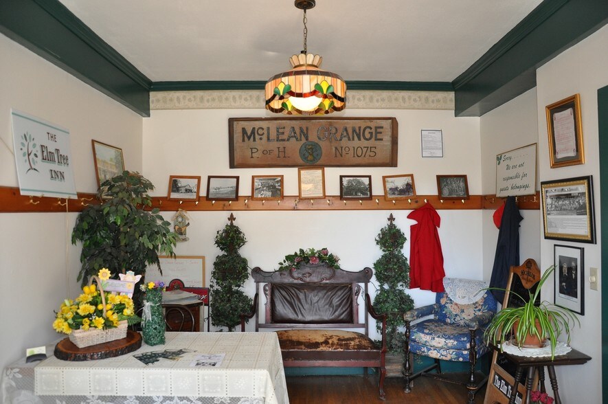 More Photos Of 2 Mclean Rd, Mclean Restaurant For Sale