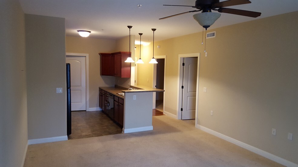 More Photos Of 435 Main St, Darlington Apartments For Sale