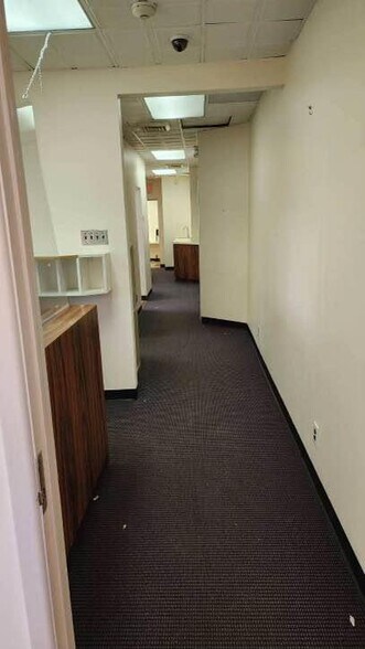 More Photos Of 1579-1585 Central Park Ave, Yonkers Freestanding For Lease