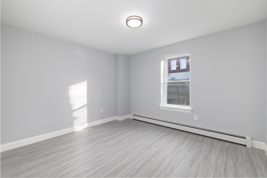 More Photos Of 159 Park St, Bristol Office For Sale