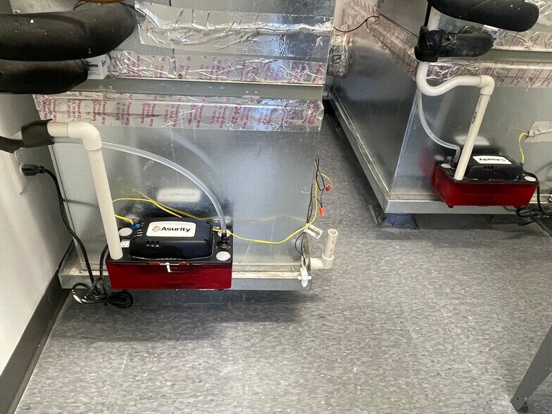 More Photos Of 6061 Estero Blvd, Fort Myers Bank For Sale