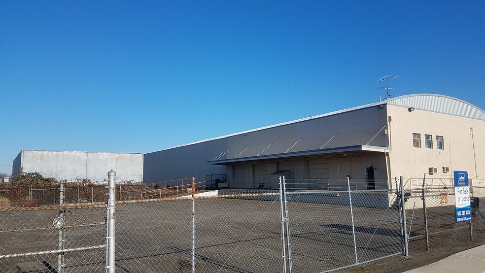 More Photos Of 1375 Woodrow St NE, Salem Warehouse For Sale