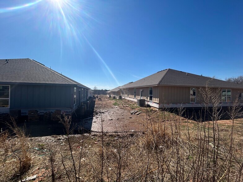 More Photos Of 615 W Moore St, Enid Multifamily For Sale