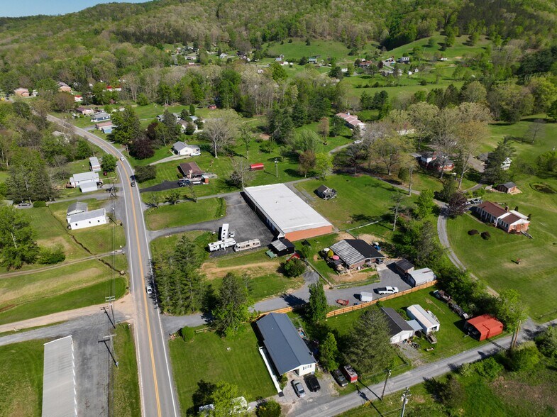 More Photos Of 868 State Route 3 and 12, Hinton Flex For Sale