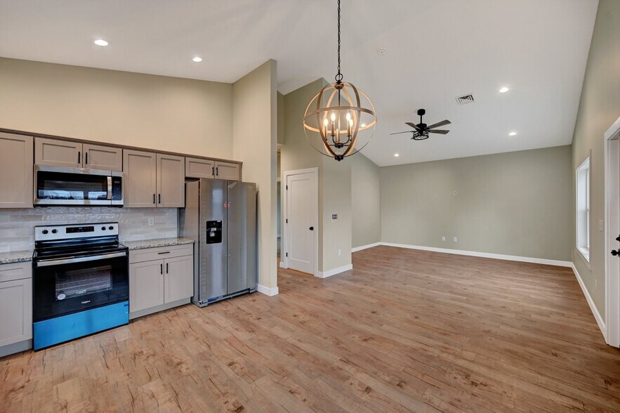 More Photos Of , Scranton Multifamily For Sale