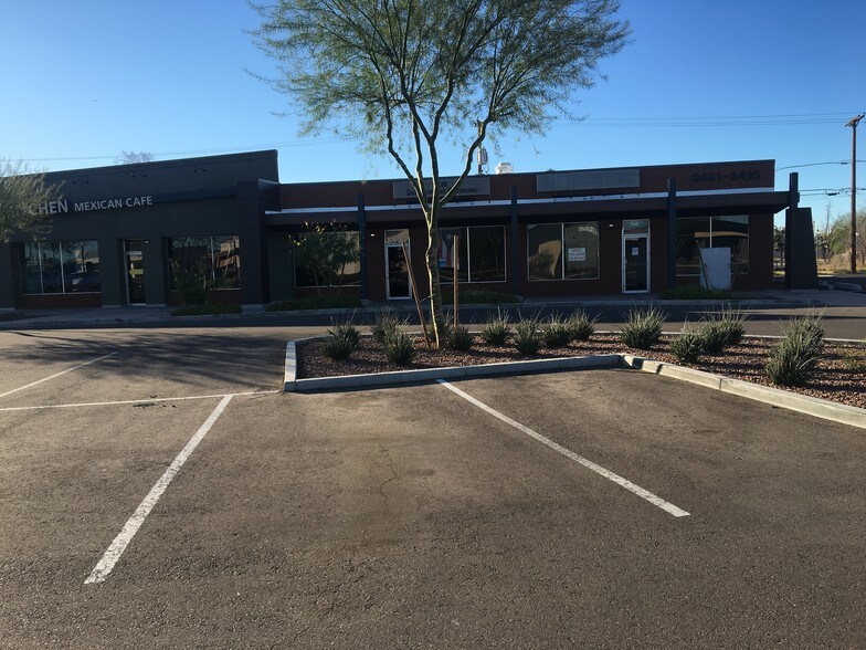 More Photos Of 8401-8435 W Peoria Ave, Peoria Storefront Retail Office For Lease