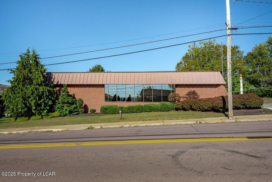 Primary Photo Of 14 N Main St, Plains Bank For Sale