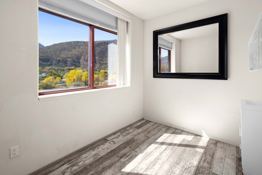 More Photos Of 2550 Highway 82, Glenwood Springs Showroom For Sale