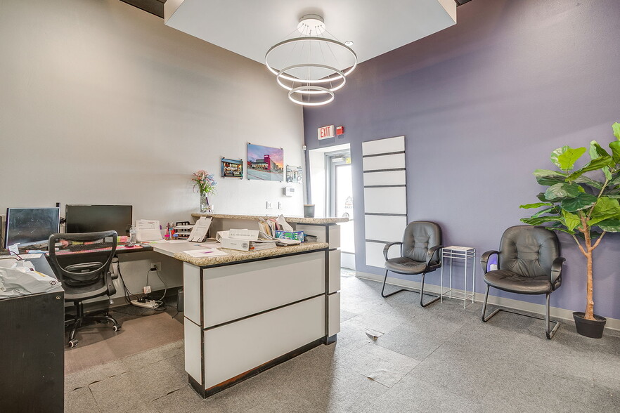 More Photos Of 5950 Park Vista Cir, Fort Worth Warehouse For Lease