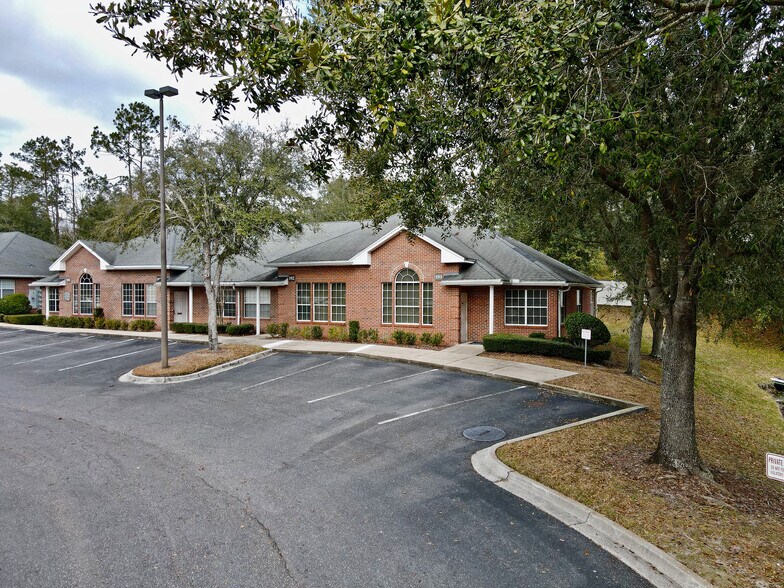More Photos Of 7855 Argyle Forest Blvd, Jacksonville Office For Lease