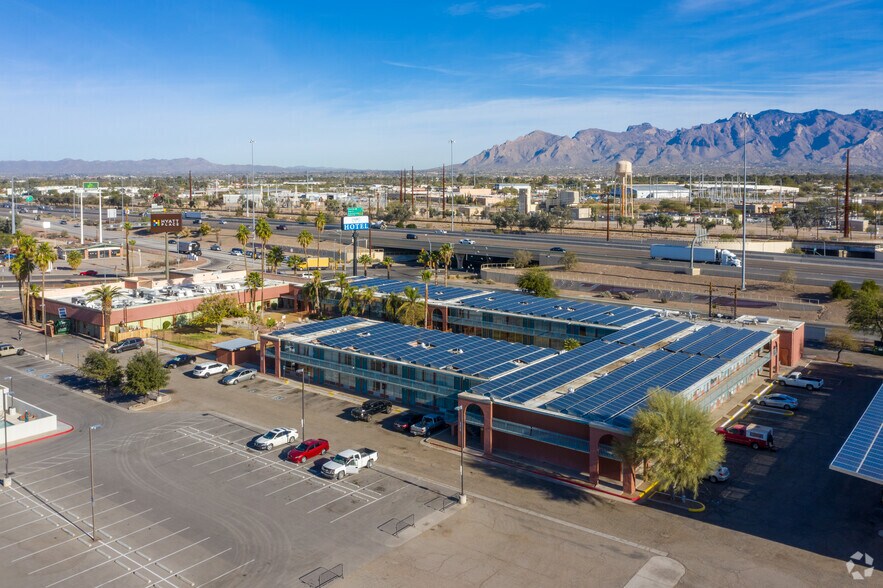 More Photos Of 1365 W Grant Rd, Tucson Hotel For Sale
