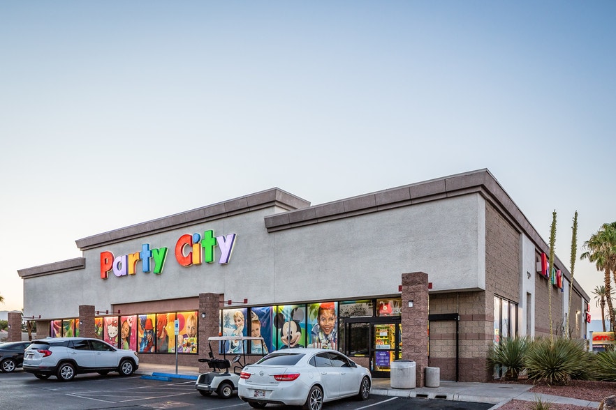 More Photos Of 2001-2351 N Rainbow Blvd, Las Vegas Unknown For Lease