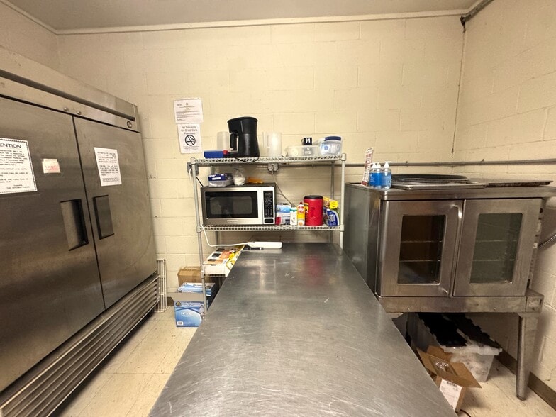 More Photos Of 847 New Hope Rd, Fayetteville Religious Facility For Sale