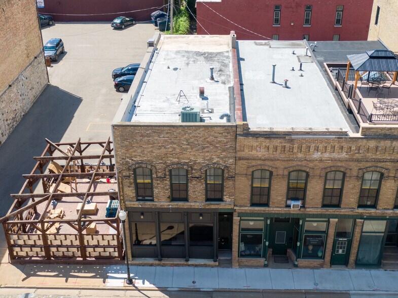 More Photos Of 601-607 S Main St, Oshkosh Office Residential For Sale